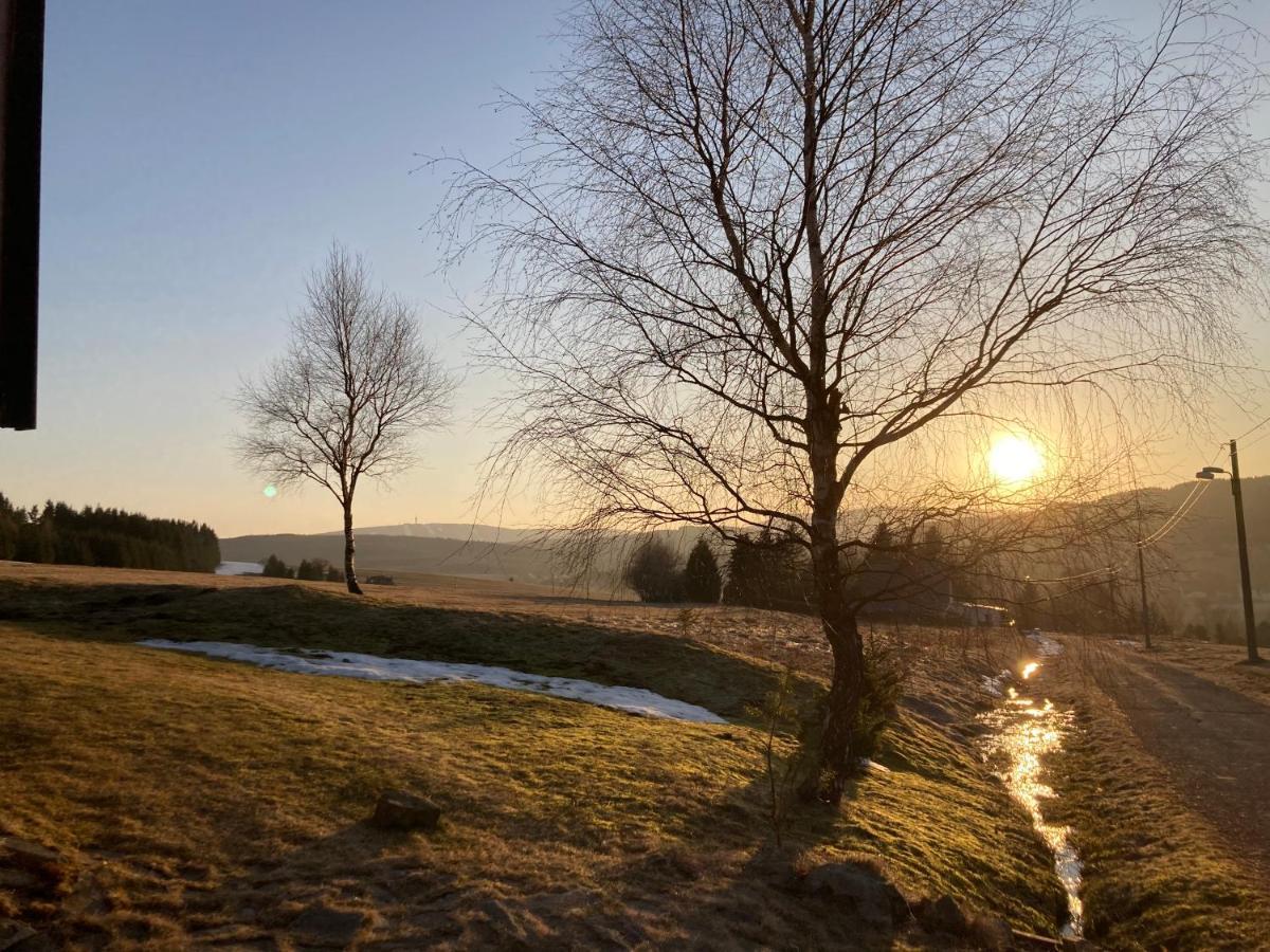 K Zastavce 557 Villa Kovarska ภายนอก รูปภาพ